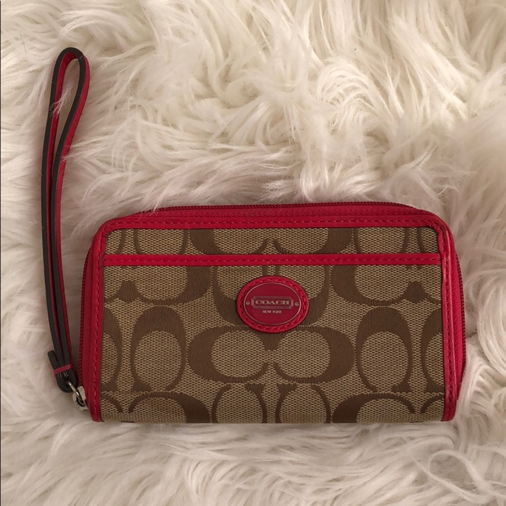 🛑🛑SOLD🛑🛑Coach Wristlet